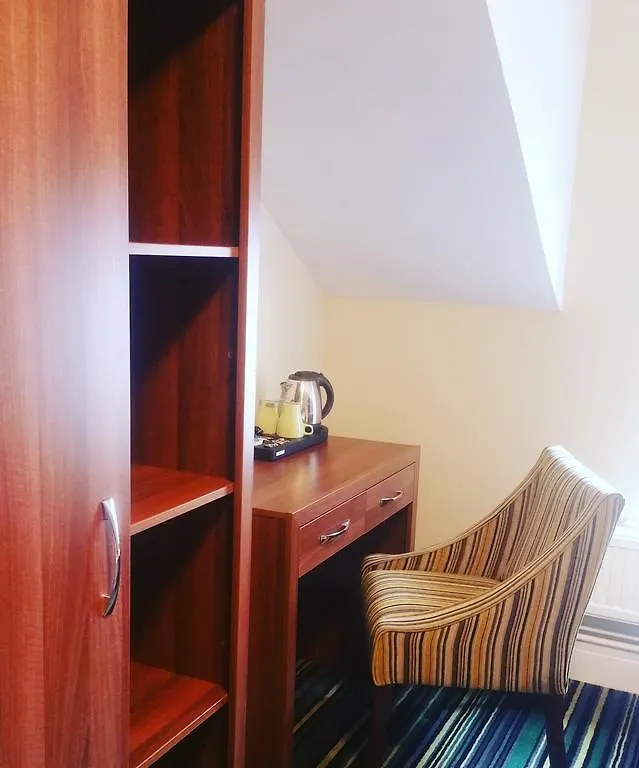 קארדיף Manor Parc Hotel