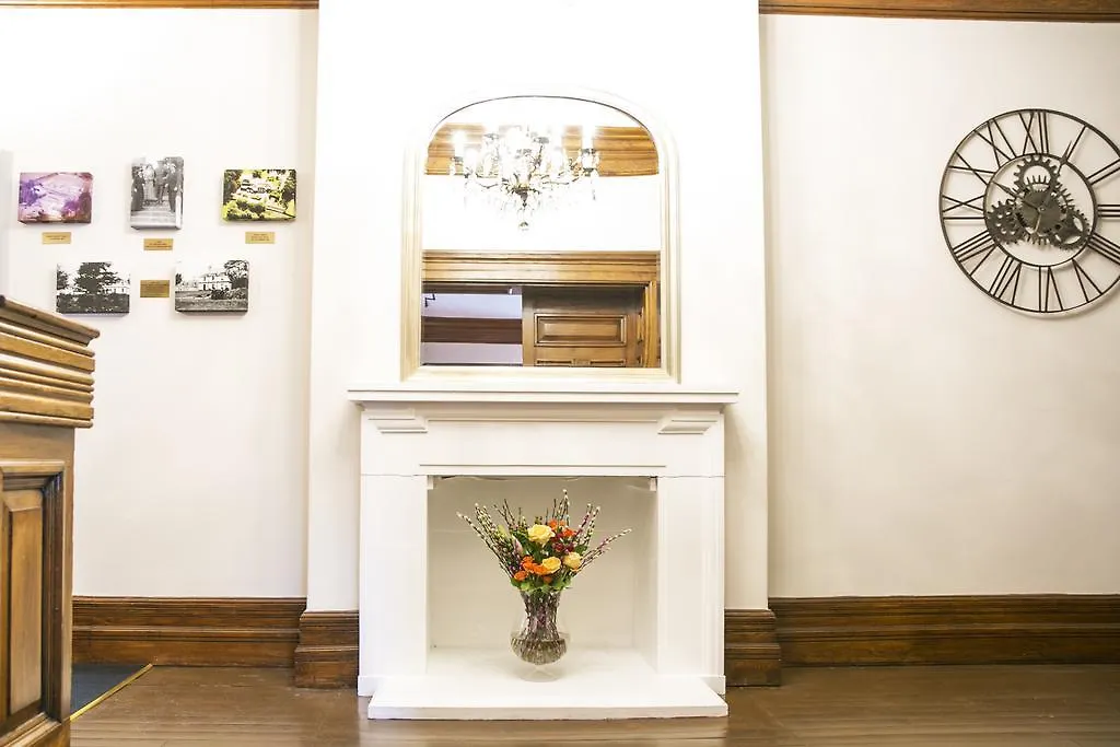 קארדיף Manor Parc Hotel